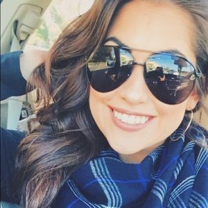 Meet your Posher, Allyson